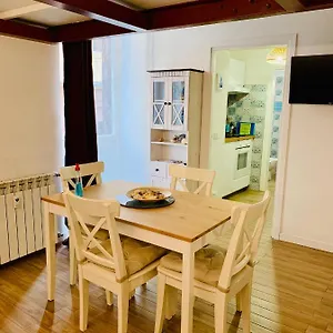 Apartment Maelle Trastevere, Rom