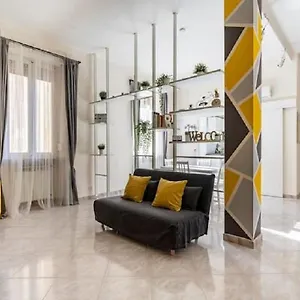 Apartment In In In Bike, Rom